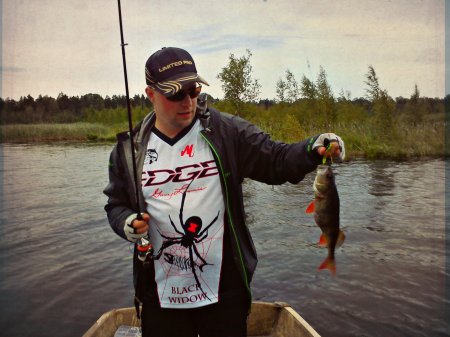 Edge SPR725-2HM and Andrew Fedorov with Russian Perch